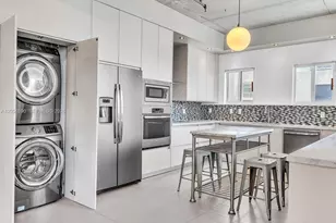 444 NE 30th St, Miami, FL 33137 - Photo 24