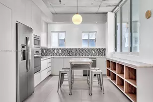 444 NE 30th St, Miami, FL 33137 - Photo 22