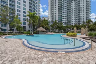 2681 N Flamingo Rd, Sunrise, FL 33323 - Photo 2