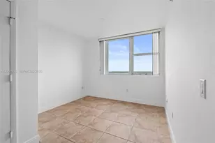2681 N Flamingo Rd, Sunrise, FL 33323 - Photo 32