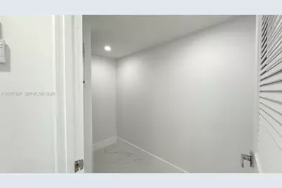 18061 Biscayne Blvd #1204, Aventura, FL 33160 - Photo 22