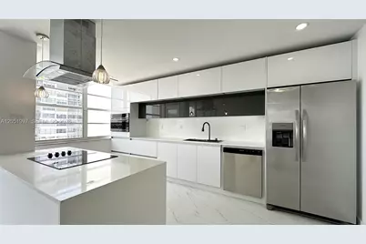 18061 Biscayne Blvd #1204, Aventura, FL 33160 - Photo 2