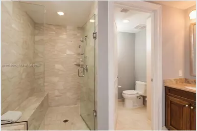 300 Beach Dr NE #0, Saint Petersburg, FL 33701 - Photo 2