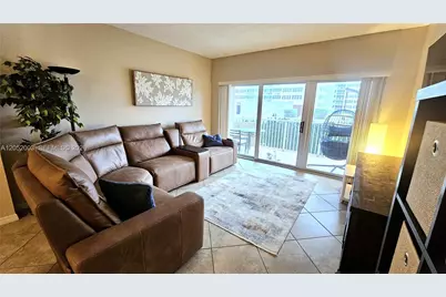 1980 S Ocean Dr #4L, Hallandale Beach, FL 33009 - Photo 8