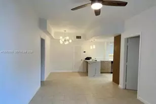 910 Bay Dr, Miami Beach, FL 33141 - Photo 14