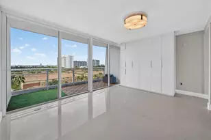 2950 NE 188th St, Aventura, FL 33180 - Photo 32