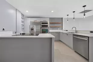 2950 NE 188th St, Aventura, FL 33180 - Photo 4