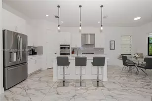 12835 Bayside Ct, Parkland, FL 33076 - Photo 10