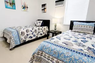 1723 Wiley St, Hollywood, FL 33020 - Photo 6