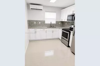 1723 Wiley St #XX, Hollywood, FL 33020 - Photo 4
