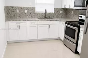 1723 Wiley St, Hollywood, FL 33020 - Photo 4