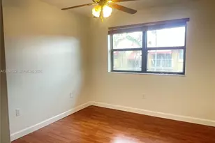 15610 SW 80th St, Miami, FL 33193 - Photo 10