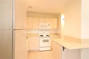 9990 NW 19th Pl, Sunrise, FL 33322 - Photo 8