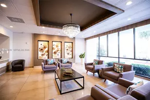 3701 N Country Club Dr, Aventura, FL 33180 - Photo 20