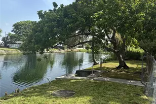 19120 Bel Aire Dr, Cutler Bay, FL 33157 - Photo 4