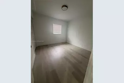 2002 NW 87th St, Miami, FL 33147 - Photo 10