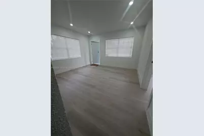 2002 NW 87th St, Miami, FL 33147 - Photo 8