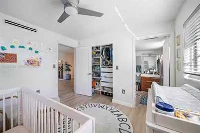 1900 Meridian Ave #204, Miami Beach, FL 33139 - Photo 14