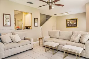 1649 Hawthorne Pl, Wellington, FL 33414 - Photo 4