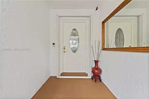 6307 Silk Oak Cir, Tamarac, FL 33319 - Photo 6