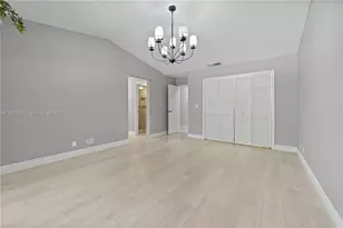 6307 Silk Oak Cir, Tamarac, FL 33319 - Photo 24