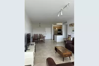 7441 Wayne Ave #8R, Miami Beach, FL 33141 - Photo 4