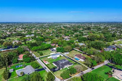5431 SW 109th Ave, Davie, FL 33328 - Photo 1