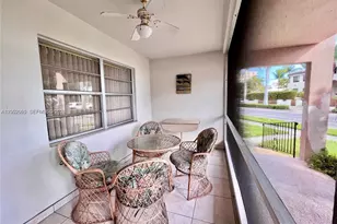 501 Blue Heron Dr, Hallandale Beach, FL 33009 - Photo 2