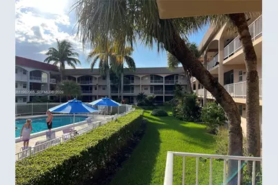 501 Blue Heron Dr #121-A, Hallandale Beach, FL 33009 - Photo 18