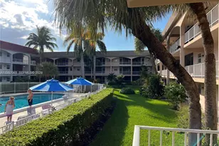501 Blue Heron Dr, Hallandale Beach, FL 33009 - Photo 18