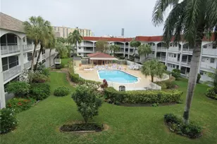 501 Blue Heron Dr, Hallandale Beach, FL 33009 - Photo 1