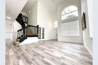 7647 Rockport Cir, Lake Worth, FL 33467 - Photo 2