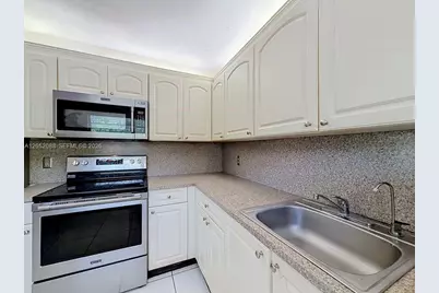 13300 SW 1st St #114O, Pembroke Pines, FL 33027 - Photo 12