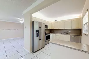 13300 SW 1st St, Pembroke Pines, FL 33027 - Photo 18
