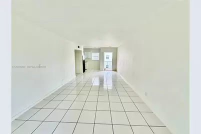 2352 NE 9th St #B, Fort Lauderdale, FL 33304 - Photo 6