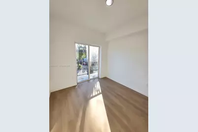8106 NE 1st Ave #13, Miami, FL 33138 - Photo 6