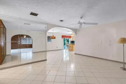 9110 SW 200 St, Cutler Bay, FL 33157 - Photo 12