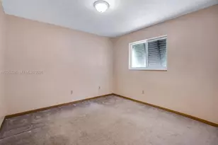 9110 SW 200th St, Cutler Bay, FL 33157 - Photo 26