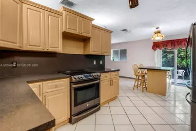 9110 SW 200 St, Cutler Bay, FL 33157 - Photo 18