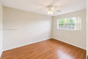 9320 NW 13th St, Pembroke Pines, FL 33024 - Photo 14