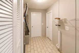 9320 NW 13th St, Pembroke Pines, FL 33024 - Photo 26