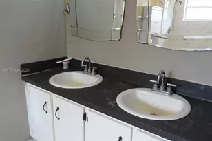 12276 NW 36th Pl, Sunrise, FL 33323 - Photo 14