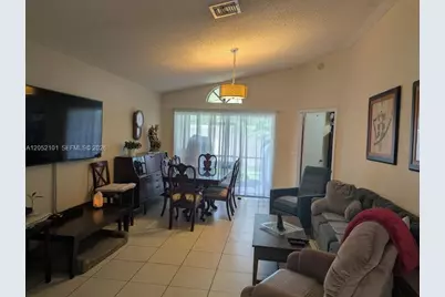 12276 NW 36th Pl, Sunrise, FL 33323 - Photo 2