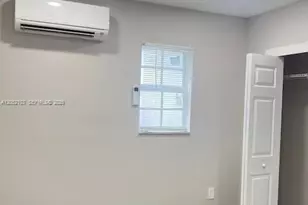 922 NW 2nd St, Miami, FL 33128 - Photo 10