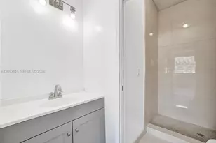 2316 Coral Reef Ct, Dania Beach, FL 33312 - Photo 6