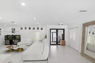 3321 NE 170th St, North Miami Beach, FL 33160 - Photo 30