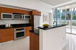 253 NE 2nd St, Miami, FL 33132 - Photo 4