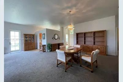 1020 Bear Island Dr, West Palm Beach, FL 33409 - Photo 8