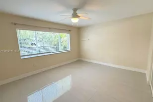 1330 Marseille Dr, Miami Beach, FL 33141 - Photo 6