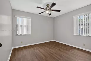 7626 Tahiti Ln, Lake Worth, FL 33467 - Photo 16